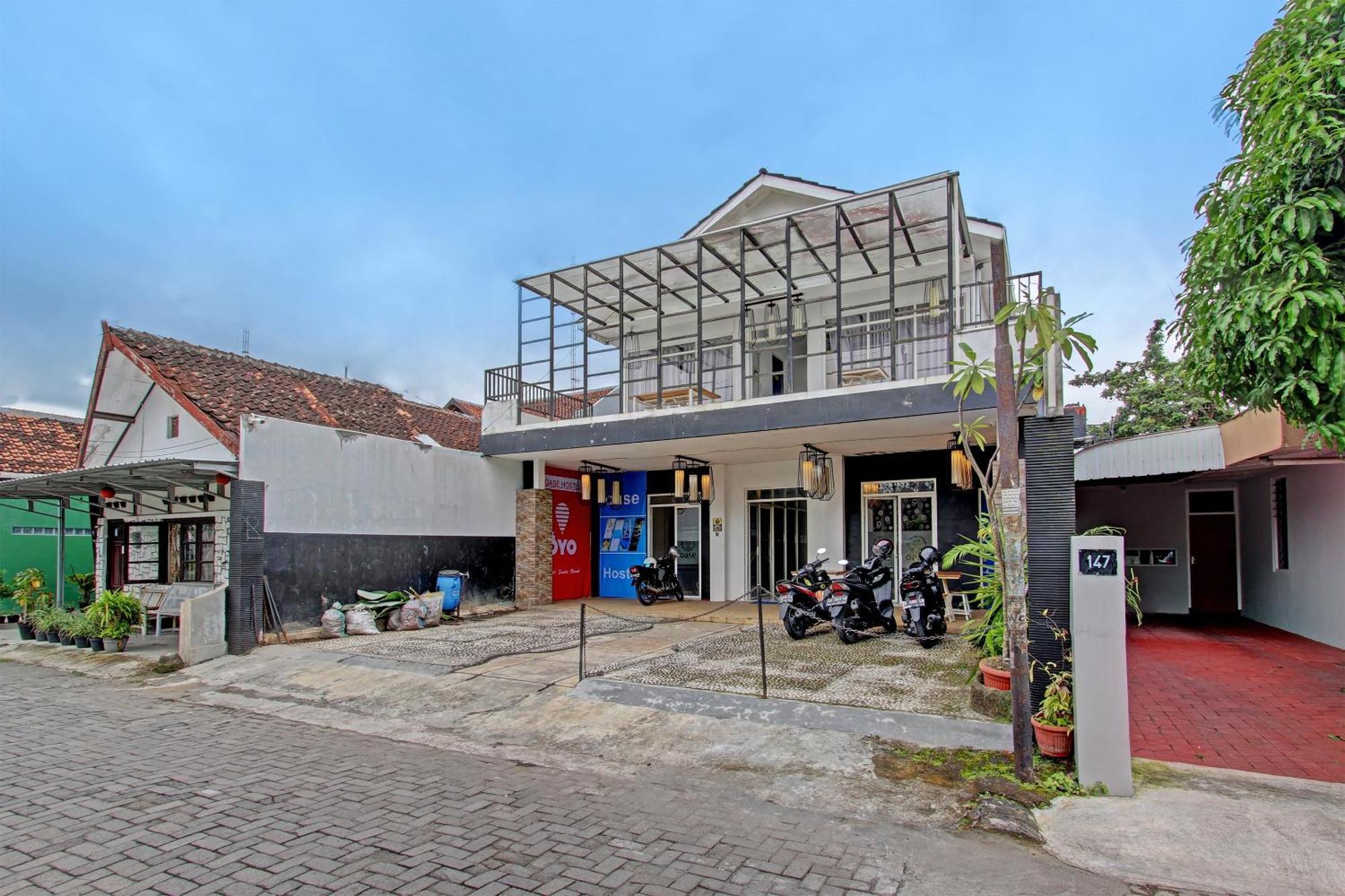 Oyo 91952 Oase Hostel Yogyakarta Dış mekan fotoğraf
