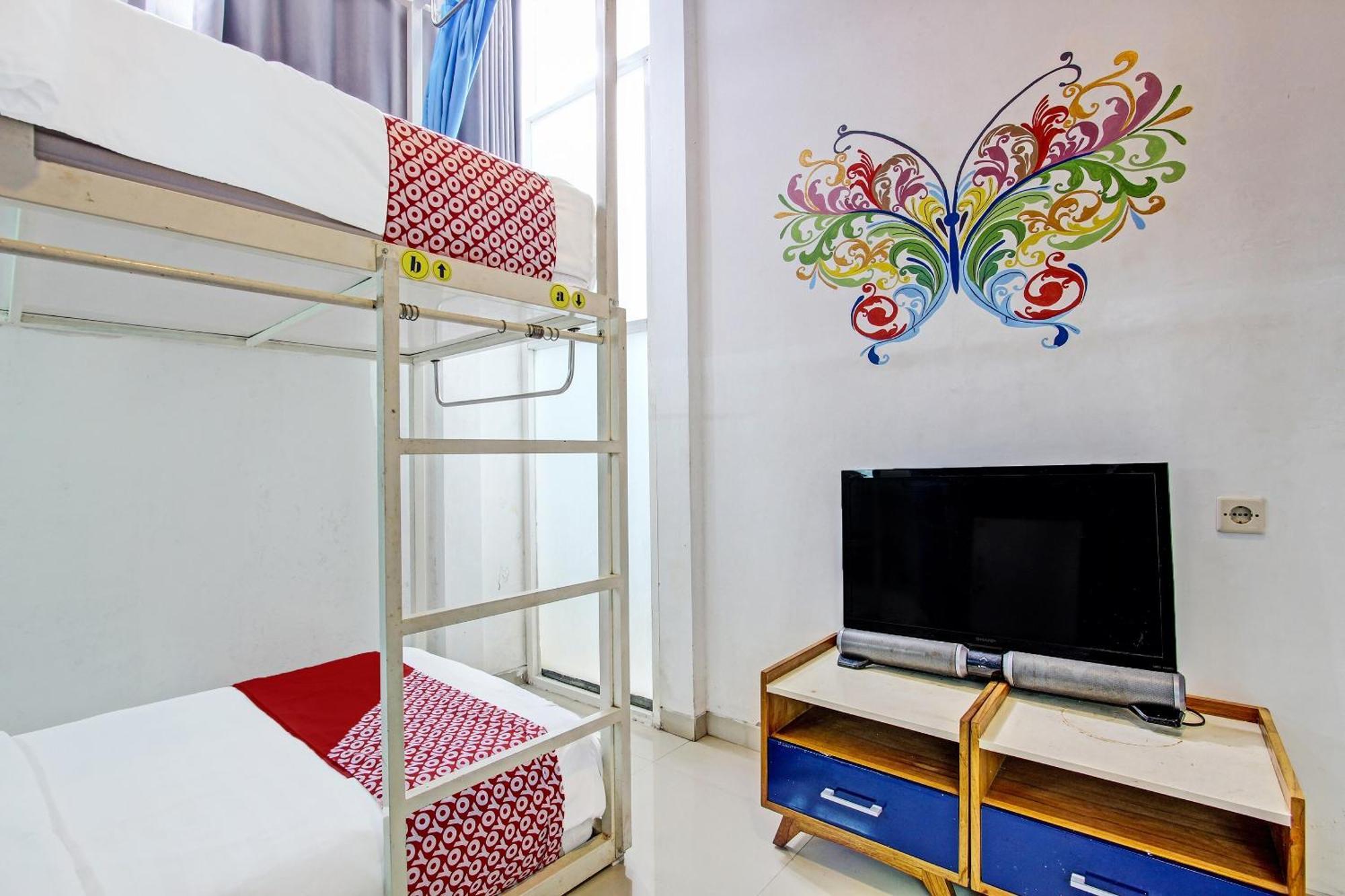 Oyo 91952 Oase Hostel Yogyakarta Dış mekan fotoğraf